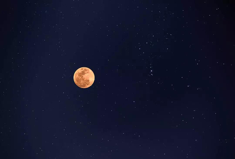 DƬfϽͨW κQӔz